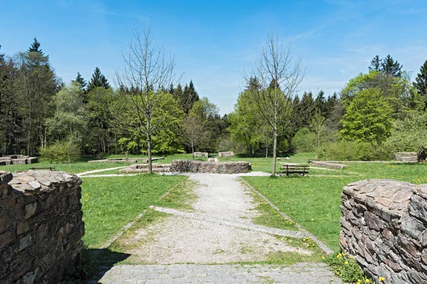 Ziemi ściany były rzymski fort Feldberg w Taunus, Niemcy — Zdjęcie stockowe