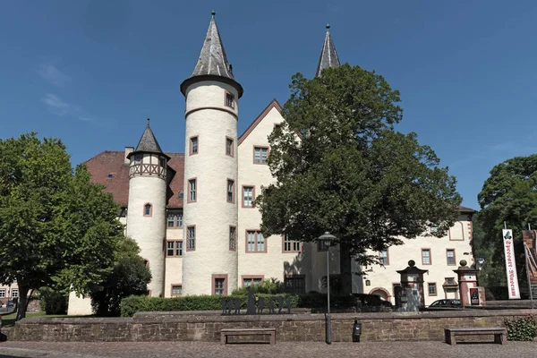 城堡在劳尔 Spessartmuseum 很主要德国 — 图库照片