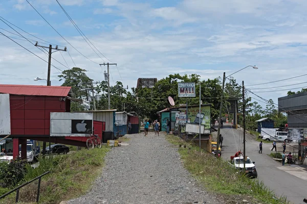 瓜维托巴拿马边境小镇，巴拿马-哥斯达黎加 — 图库照片