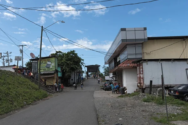 Панамский пограничный город Гуабито, Панама-Коста-Рика — стоковое фото
