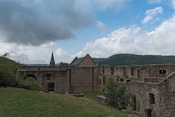 Замок в Рейнланд-Пфальце, Германия — стоковое фото