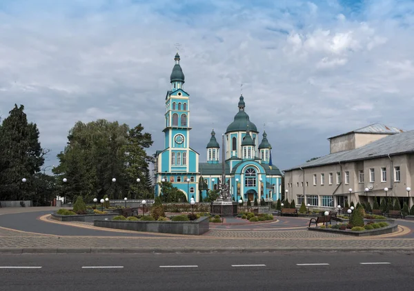 Blue church in Mostyska, Ukraine — Stock Photo, Image