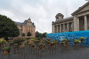 Burada ve şimdi Oberlandesgericht Hamburg, Almanya önce anıt