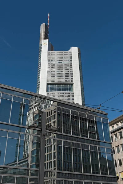 Wieżowiec Commerzbank we Frankfurcie nad Menem, Niemcy — Zdjęcie stockowe