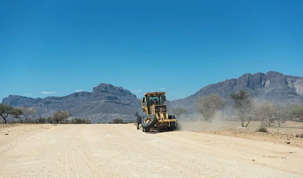 Una Niveladora Trabajando Camino Grava Namibia África — Foto de Stock