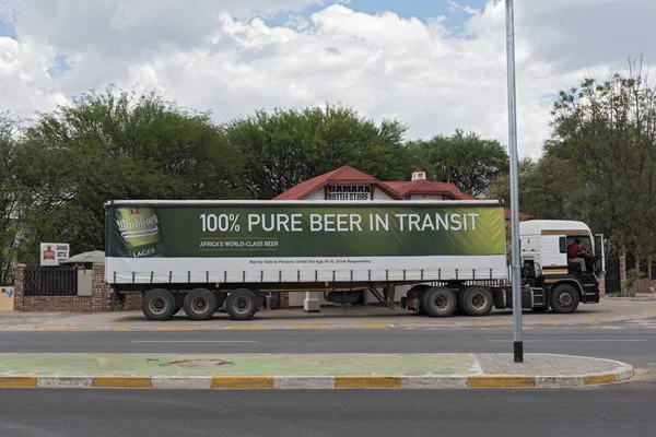 Omaruru Namibia Noviembre 2017 Camión Cerveza Omaruru Namibia África —  Fotos de Stock