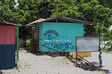 Guabito, Panama-Mart 18, 2017: Kosta Rika ile sınır Guabito (Panama) Kuaför Salonu