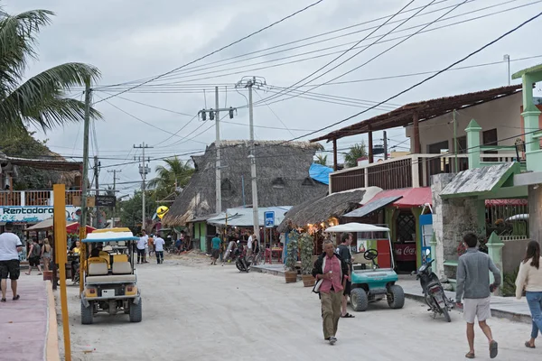 Holbox México Marzo 2018 Camino Arena Con Turistas Puestos Isla — Foto de Stock