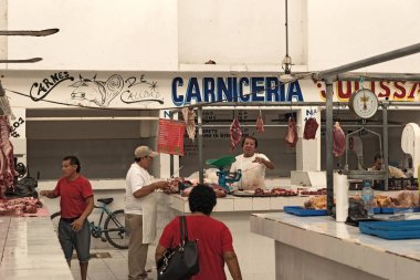 Chetumal, Meksika-Mart 09, 2018: kasap Mercado Ignacio Manuel Altamirano, Chetumal, Meksika