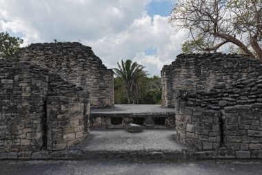 Antik Maya şehri Kohunlich 'in kalıntıları, Quintana Roo, Meksika