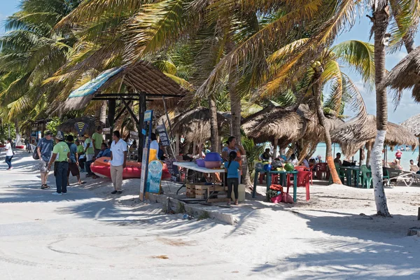 Mahahual México Marzo 2018 Playa Con Tiendas Souvenirs Mahahual Quintana —  Fotos de Stock