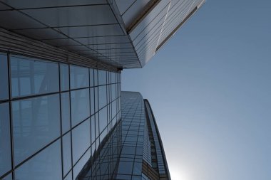 Santiago, Şili-27 Ocak 2020: Gran Torre Santiago, Şili 'nin cam cephesi