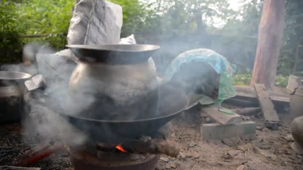 Gotowanie w wsi Tajlandii. — Wideo stockowe