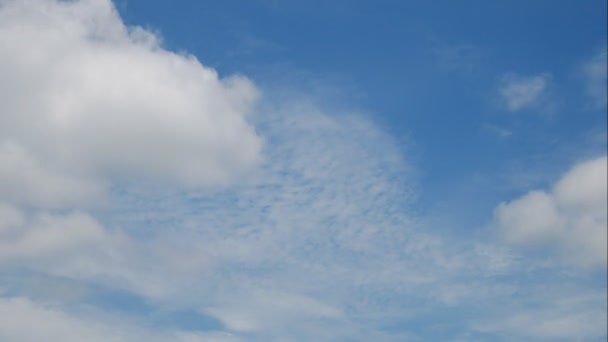 Cloud moving look a like smoking in timelapse seen — Stock Video