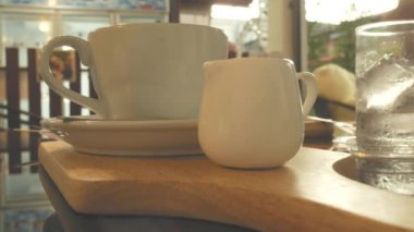 Cam süt yakın çekim