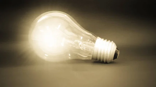Lamp in idee concept. — Stockfoto
