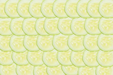 taze yeşil salatalık kadar kapatın.