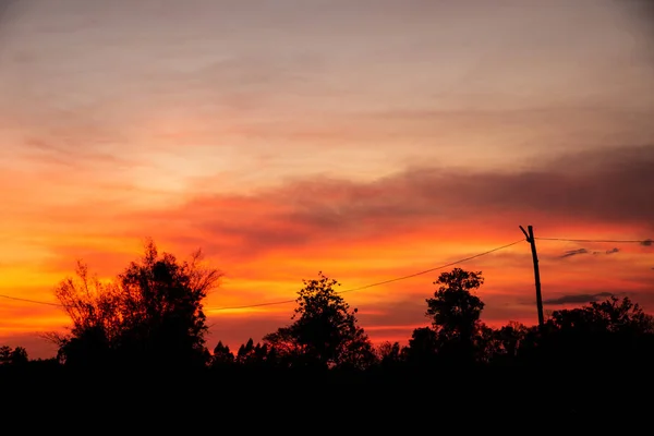 Atardecer cielo rojo fondo abstracto . —  Fotos de Stock