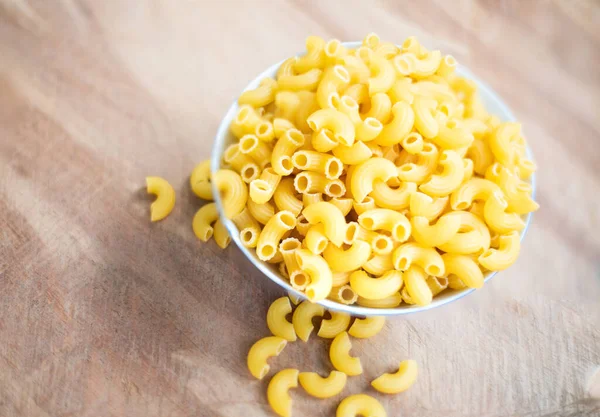 Kasede çiğ makarna..