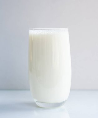 Sağlıklı içme kavramında süt otları.