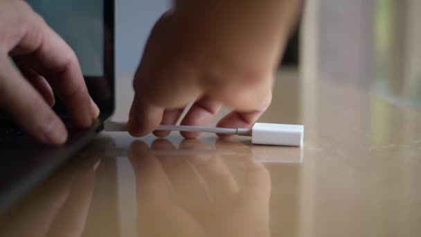 Hand Using Laptop Table — Stock Video