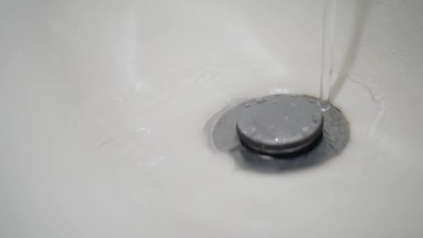 Woda Toalecie Spłukiwanej Orzeźwiającym — Wideo stockowe