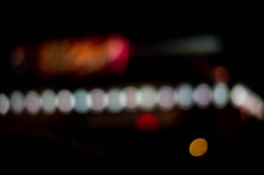 Bokeh şehir arkaplanını aydınlat.