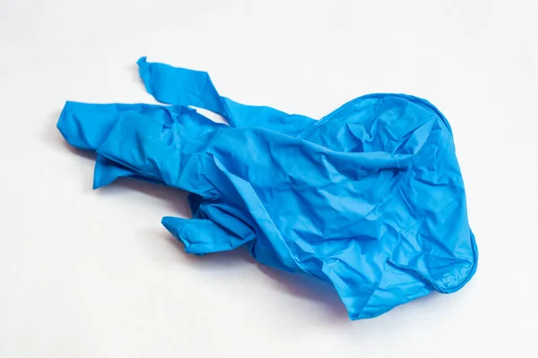 Синие Перчатки Повреждены Белом Фоне — стоковое фото