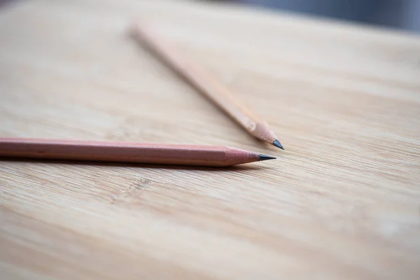 Gros Plan Crayon Sur Table Bois Dans Concept Écriture — Photo