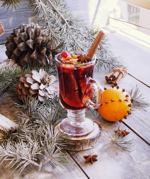 Tasse de vin chaud chaud chaud chaud pour Noël — Photo