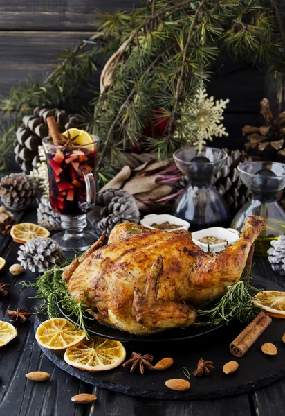 Pollo al forno per Natale o Capodanno — Foto Stock