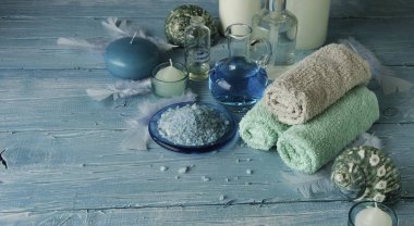 Spa havlu, tuz ve aromatik yağlar, seçici odak için ayarla