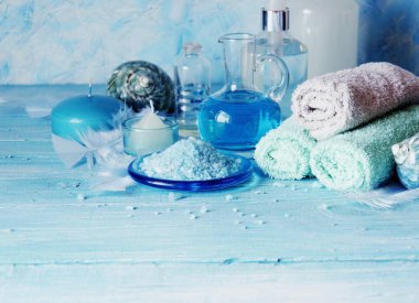 Spa havlu, tuz ve aromatik yağlar, seçici odak için ayarla