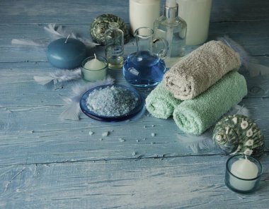 Spa havlu, tuz ve aromatik yağlar, seçici odak için ayarla