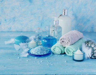 Spa havlu, tuz ve aromatik yağlar, seçici odak için ayarla