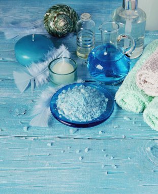 Spa havlu, tuz ve aromatik yağlar, seçici odak için ayarla