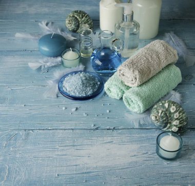 Spa havlu, tuz ve aromatik yağlar, seçici odak için ayarla