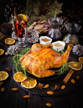 Noel ve yeni yıl için pişmiş Türkiye