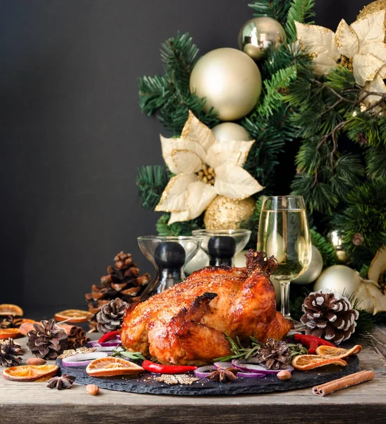 Baked turkey or chiken or Christmas or New Year Thanksgiving Day space for text — Stock Photo, Image