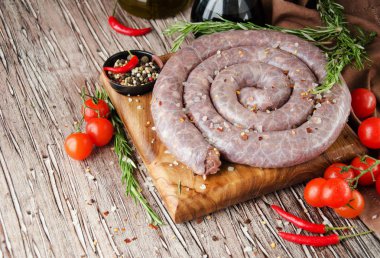 çiğ Dana sosis, seçici odak