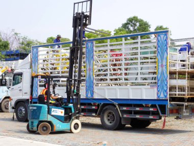 Kamyon taşımacılığı ve servis Tayland.