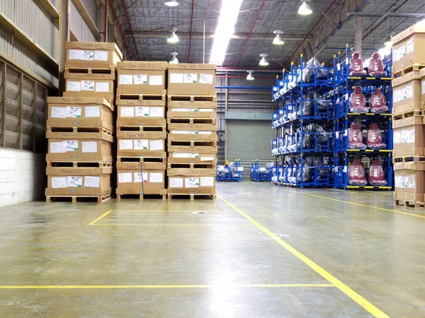 Factory warehouse shelf keep material. — Stock Photo, Image