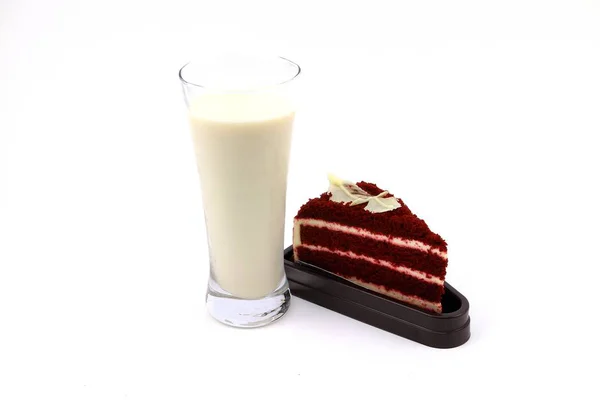 Schokoladenkuchen und Milch — Stockfoto