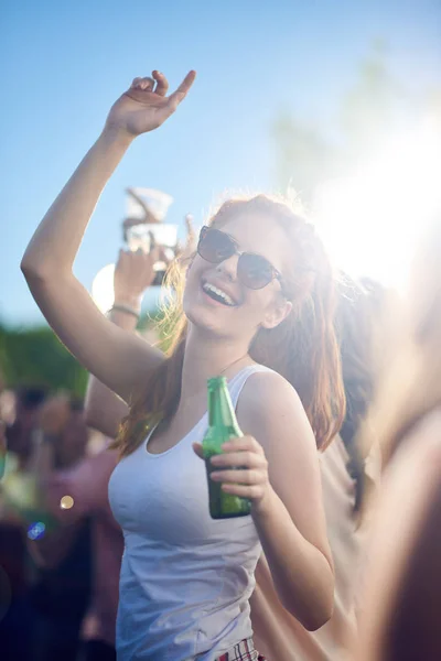 Jeunes en fête — Photo