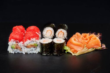 taze yapılmış suşi 