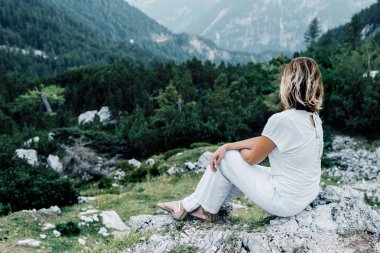 genç kadın traveler