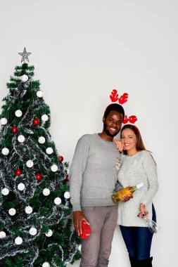 Genç kutlama Noel yarış çift karışık  