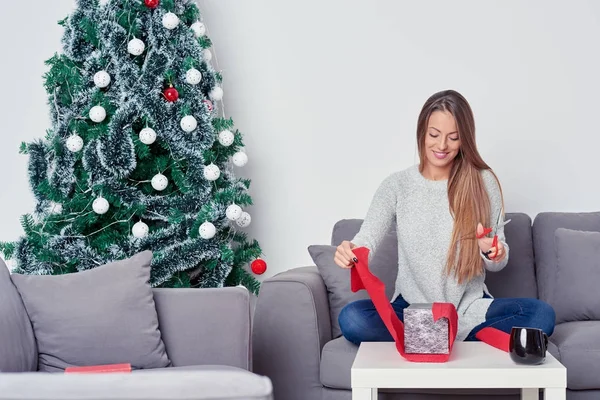 hediye kutusu kaydırma kadın