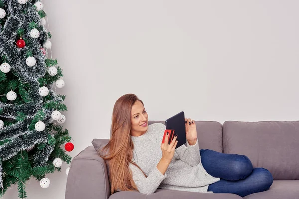 Genç Kız Online alışveriş yapma