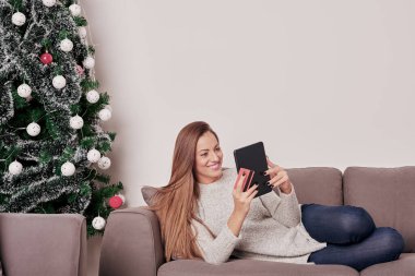 Genç Kız Online alışveriş yapma